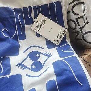 Marcelo Burlon County of Milan Blue and White Short Sleeve Tee